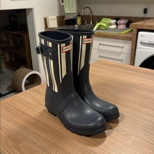 Hunter Navy Blue Stripe Short Rain Boot Matte Finish Waterproof Garden Wellies 8